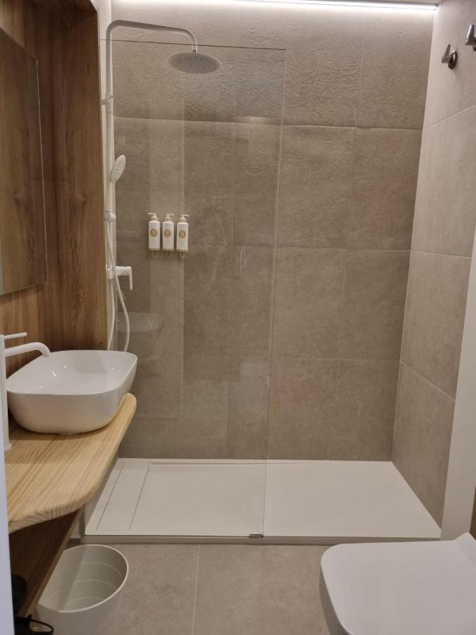 Reina Victoria Velazquez Aparthotel Alicante Exterior foto